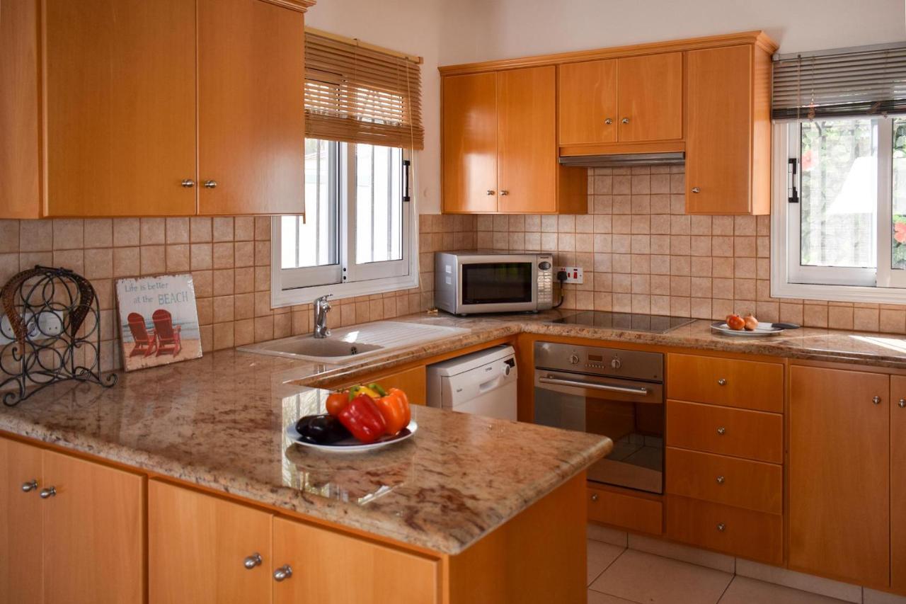 פרוטאראס Villa Charlotte מראה חיצוני תמונה